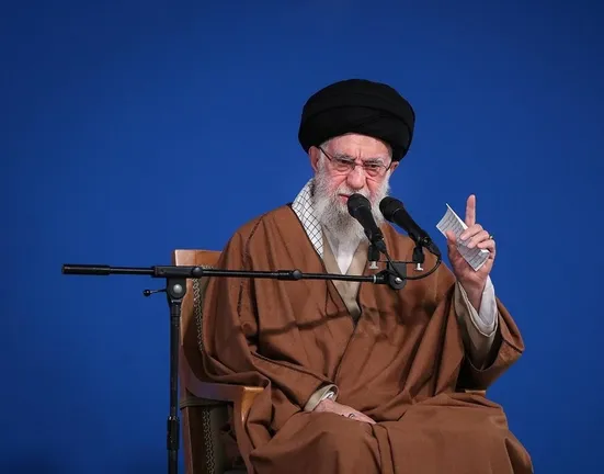 به آمریکا چه ربطی دارد که ایران صنعت هسته&zwnj;ای دارد یا ندارد