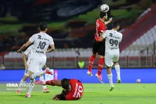 استقلال در صدر ماند/تراکتور پرسپولیس را شکست داد