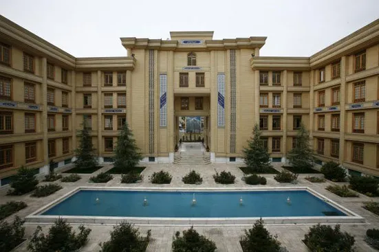 رشته ایران&zwnj;شناسی منحل نشده است
