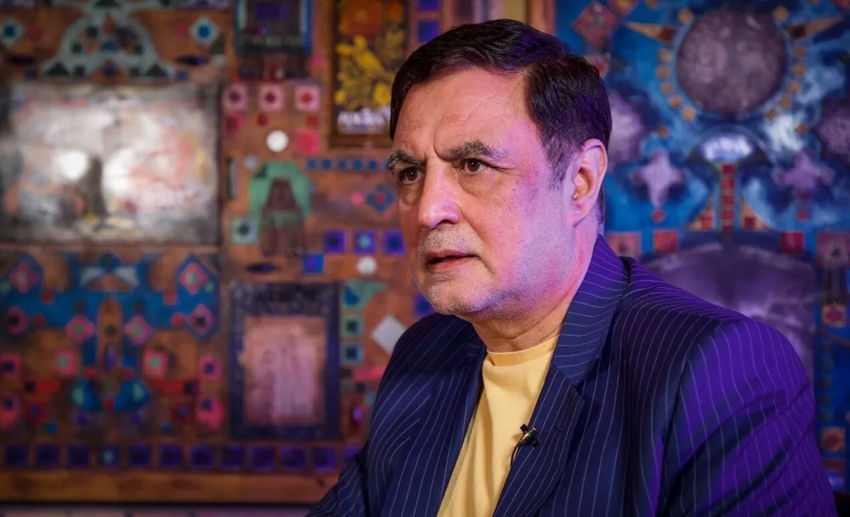 به کار بردن الفاظ سنگین و نامربوط در مورد رئیس‌جمهور «خیانت» محسوب می‌شود