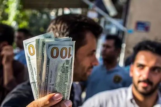 کیهان: رسانه&zwnj;ها بعد از حمله ایران به اسرائیل به هیجانات اقتصادی دامن نزنند وگرنه همه ضرر خواهند کرد