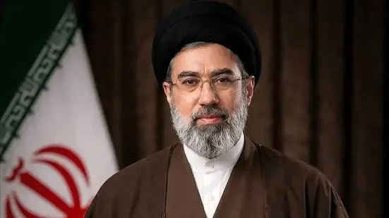 هرگونه اقدامی که موجب بدبینی و سرخوردگی مردم شود، نوعی کمک به دشمن است