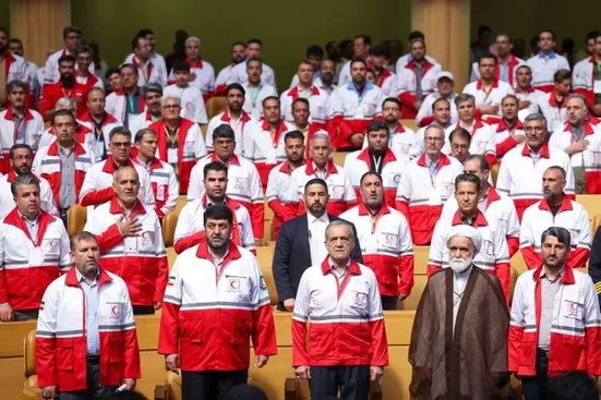 پزشکیان: فریادرس انسان&zwnj;ها بودن، وظیفه انسانی و دینی ماست