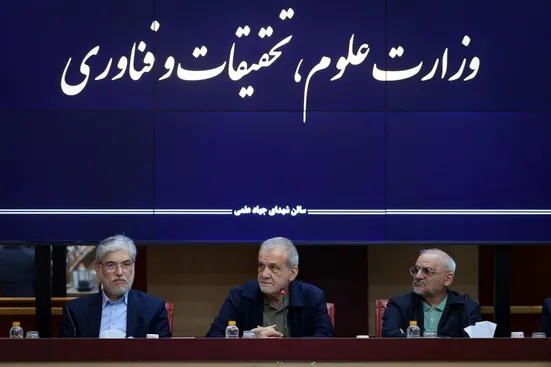 دانشگاه&zwnj;ها نسبت به نیازهای جامعه احساس مسئولیت کنند