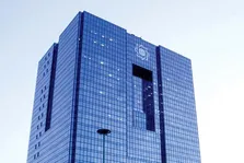 تصمیمات بانک مرکزی باید بدون ملاحظات سیاسی و صرفاً بر اساس وظایفش باشد