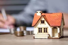 بررسی قیمت مسکن در سال ۱۴۰۴/ بازار مسکن همچنان راکد