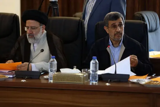 نفوذ جدی احمدی&zwnj;نژاد در دولت رئیسی؛ ماجرای دیدار فرزین و شمس&zwnj;الدین حسینی با مشایی رفیق گرمابه گلستان آقای خاص چیست؟