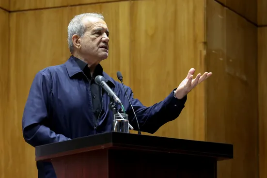 می&zwnj;توانم به برخی سخنان پاسخ دهم، اما وحدت برای من مهم&zwnj;تر از پاسخ دادن است