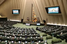 مجلس با تقاضای دوفوریت تعلیق پیوستن به CFT مخالفت کرد