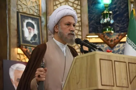 امام جمعه شیراز: ان&zwnj;شاءالله کاخ سفید را حسینیه خواهیم کرد