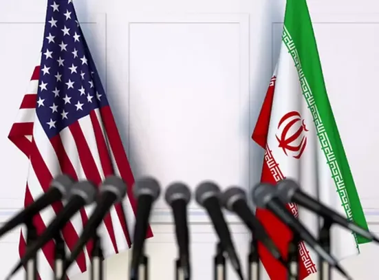 حمله کیهان به اصلاح&zwnj;طلبان: آنها می خواهند دوقطبی موافق و مخالف مذاکره با آمریکا بسازند