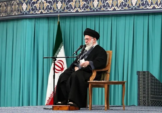 ما کشور را به سوی جنگ نمی&zwnj;بریم، اما مجرمان داخلی و بین&zwnj;المللی را رها نمی&zwnj;کنیم