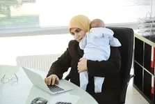 ممنوعیت اخراج کارمندان دارای حداقل ۳ فرزند و بانوان باردار یا دارای فرزند شیرخوار