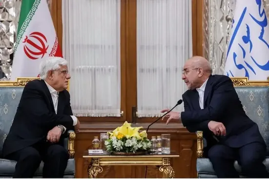 عارف: بر همکاری دولت و مجلس برای عملیاتی کردن شعار سال تاکید داریم