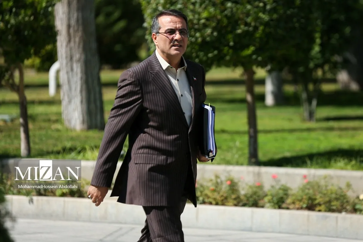 شناسایی ۷۰۰ هزار پرسنل شرکتی در کشور / منتظر تصمیم دولت درباره ساماندهی نیرو‌ها هستیم