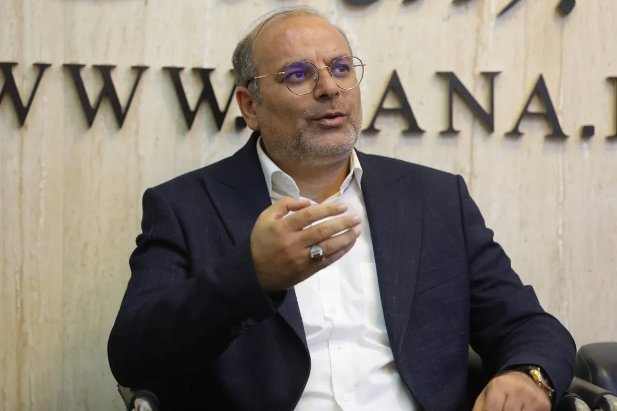 بعضی‌ها عامدانه آب در آسیاب دشمن می‌ریزند / عدم کفایت سیاسی باعث خوشحالی نتانیاهو می‌شود