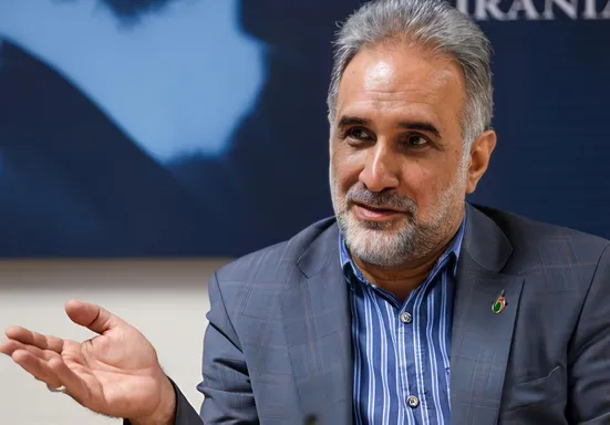 چرخ سیاست در ایران خوب نمی&zwnj;چرخد / گروه&zwnj;ها به جای تقویت، یکدیگر را خنثی می&zwnj;کنند