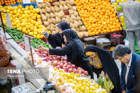 توزیع میوه ایام پایانی سال از ۲۰ اسفند/تزریق ۷۰ تن خرما دیگر در بازار از امروز