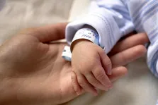 هشدار وزیر بهداشت درباره روند نزولی «جمعیت» کشور