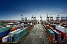 اجرای طرح عدم توقف کالا در مرز/کالا‌ها مستقیم به انبار‌ها و واحد‌های تولیدی می‌روند
