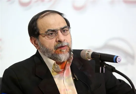 پورازغدی: کلاه خادمین حرم امام&zwnj;رضا کلاه افسران غربی نظام رضا شاه بوده