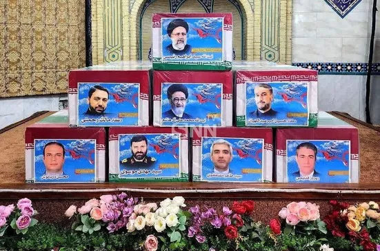 پنجم خرداد؛ مراسم بزرگداشت رئیس&zwnj;جمهور فقید و همراهانش از سوی آیت&zwnj;الله خامنه&zwnj;ای