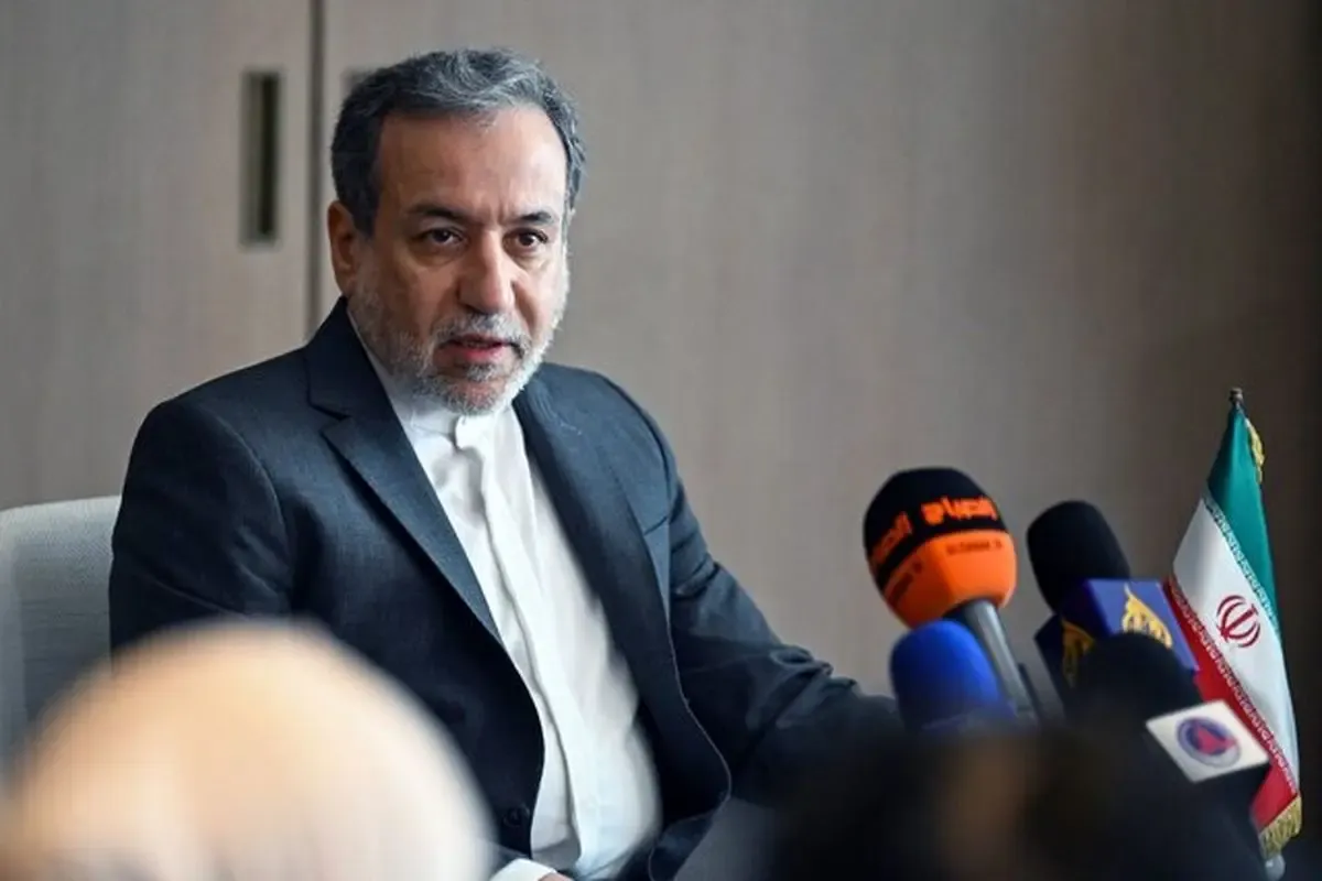 عراقچی: درباره جزایر سه‌گانه با کسی تعارف نداریم