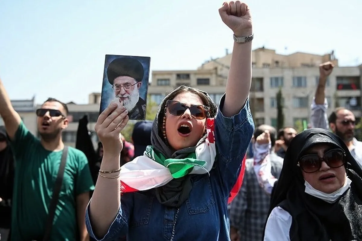 نسل زد آزادی را به قیمت نبود ایران نمی‌خواهد و با کسی علیه ایران همراه نمی‌شود