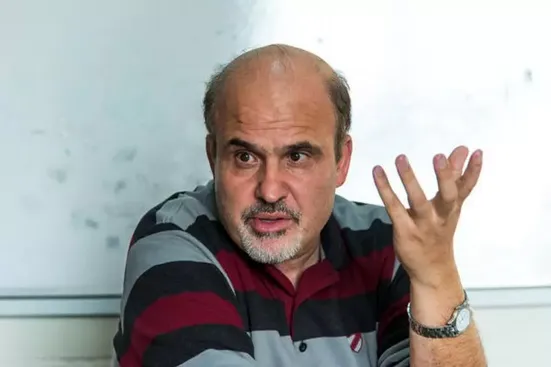 خالص&zwnj;گرایان دست و پا می&zwnj;زنند تا دولت پزشکیان را پایین بکشند / گروه فشار در دولت احمدی&zwnj;نژاد، ارتزاق دلاری می&zwnj;کرد