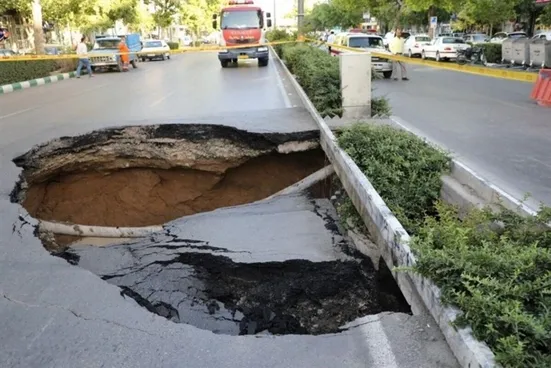 هشدار جدی فرونشست زمین در ایران/پیامد&zwnj;های مخرب فرونشست بر زیرساخت&zwnj;ها و محیط&zwnj;زیست