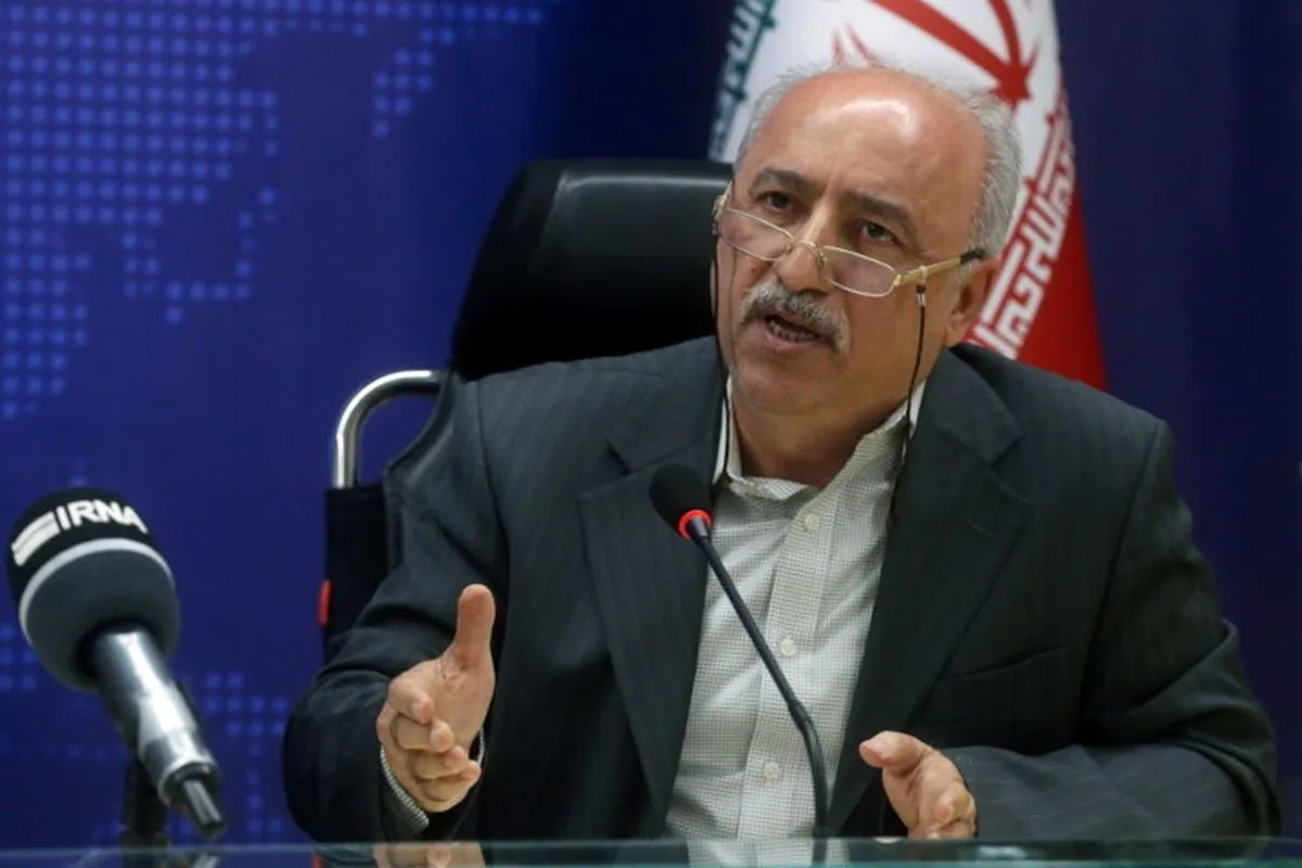 وقتی کشور را از نیروی متخصص محروم کرده‌ایم؛ دولت چه کند؟