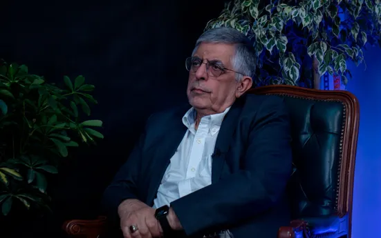 رسانه&zwnj;هایی مثل کیهان با انگیزه&zwnj;ها و منافع مردم در تضاد هستند/ دولت سایه معلوم نیست در سایه است یا در آفتاب