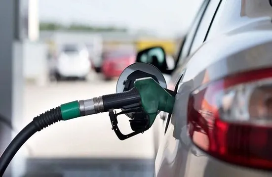 تکذیب شایعه افزایش قیمت بنزین