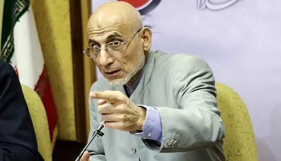 میرسلیم: کاهش تعرفه و واردات گوشی&zwnj;های آیفون به صلاح نیست!