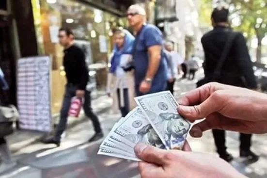 دلار پس از تحلیف مسعود پزشکیان به کدام سو می&zwnj;رود؟