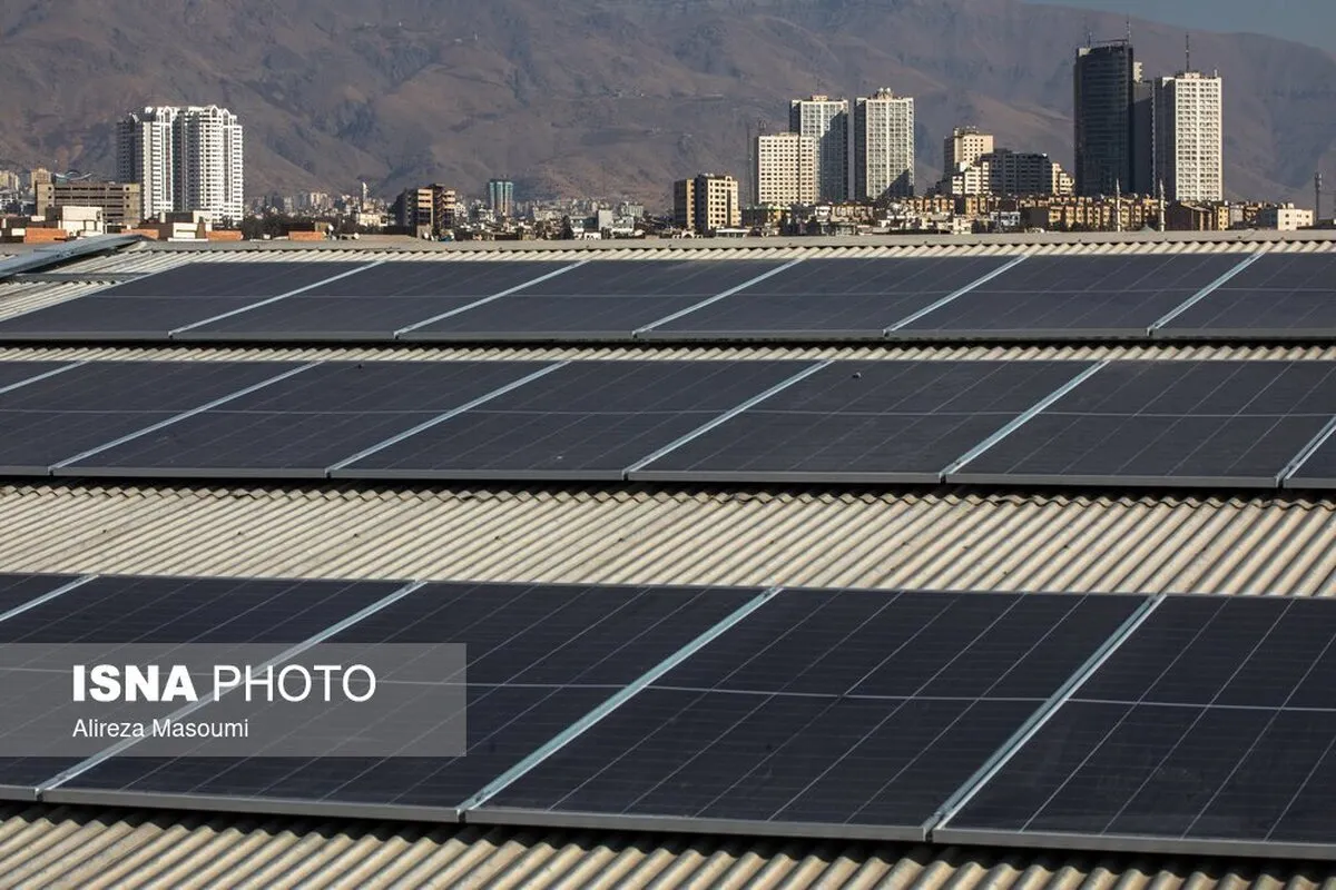 بهره‌برداری از هزار مگاوات نیروگاه خورشیدی تا پایان سال