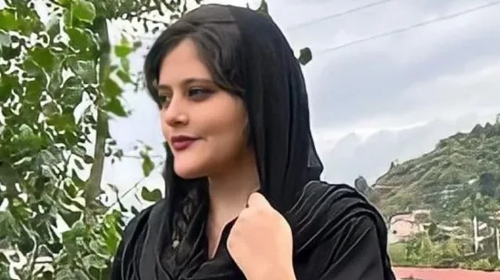همان گونه که پزشکیان از خواهر ما ژینا امینی حمایت کرد، ما نیز از او&nbsp;حمایت خواهیم کرد
