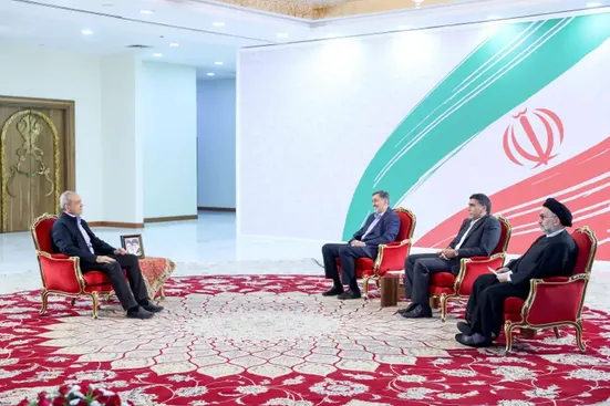 آقای پزشکیان، وفاق با این جماعت آب در هاون کوبیدن است
