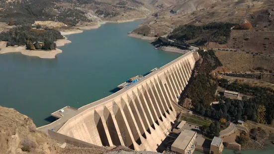 سد&zwnj;های تامین&zwnj;کننده آب تهران در پایین&zwnj;ترین وضعیت یک قرن اخیر/لزوم جداسازی آب شرب و غیرشرب