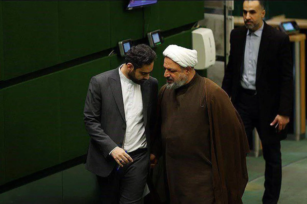 تندرو‌ها می‌خواستند دولت روحانی را زمین‌گیر کنند، اقتصاد ایران زمین‌گیر شد