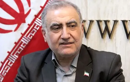 باید به احمدی&zwnj;نژاد اطمینان دهند که تاییدصلاحیت می&zwnj;شود؛ بیاید اول می&zwnj;شود