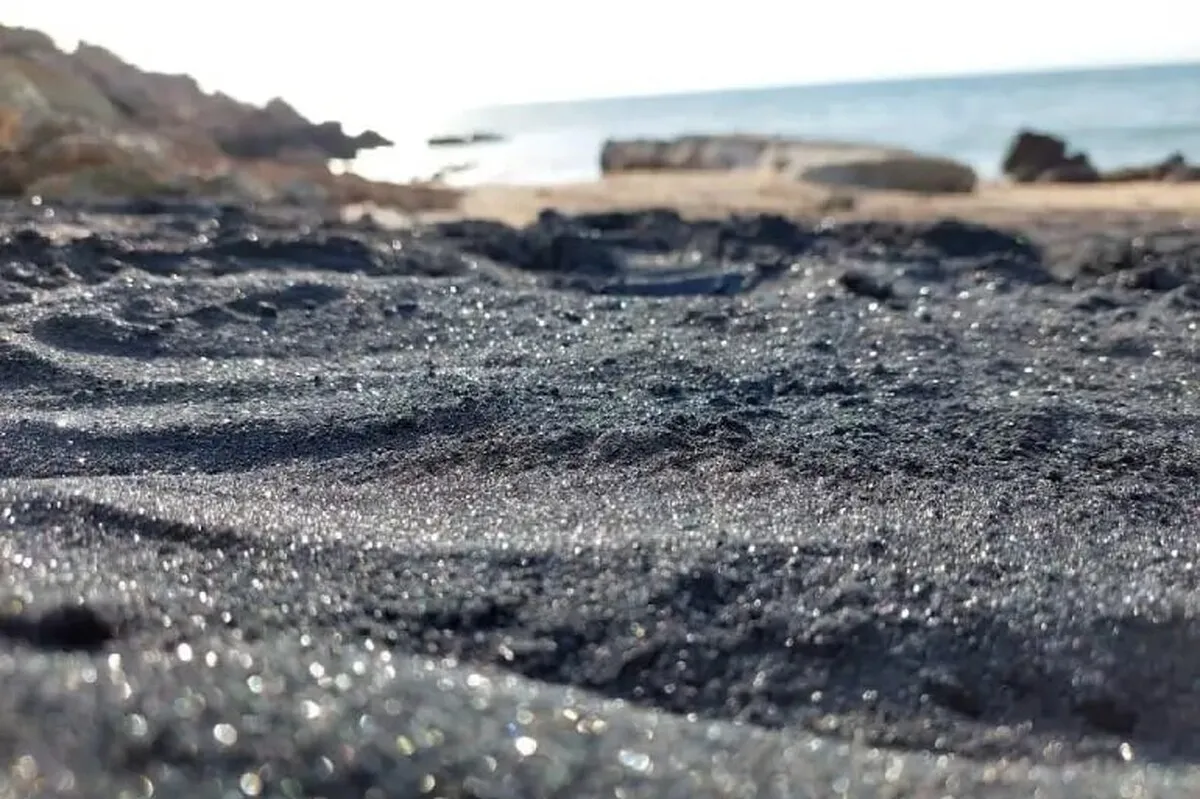 عمر ما دیگر به دیدن ساحل نقره‌ای هرمز قد نخواهد داد