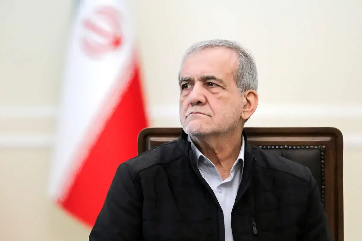 در تازیدن به پزشکیان مسابقه گذاشته‌اند!