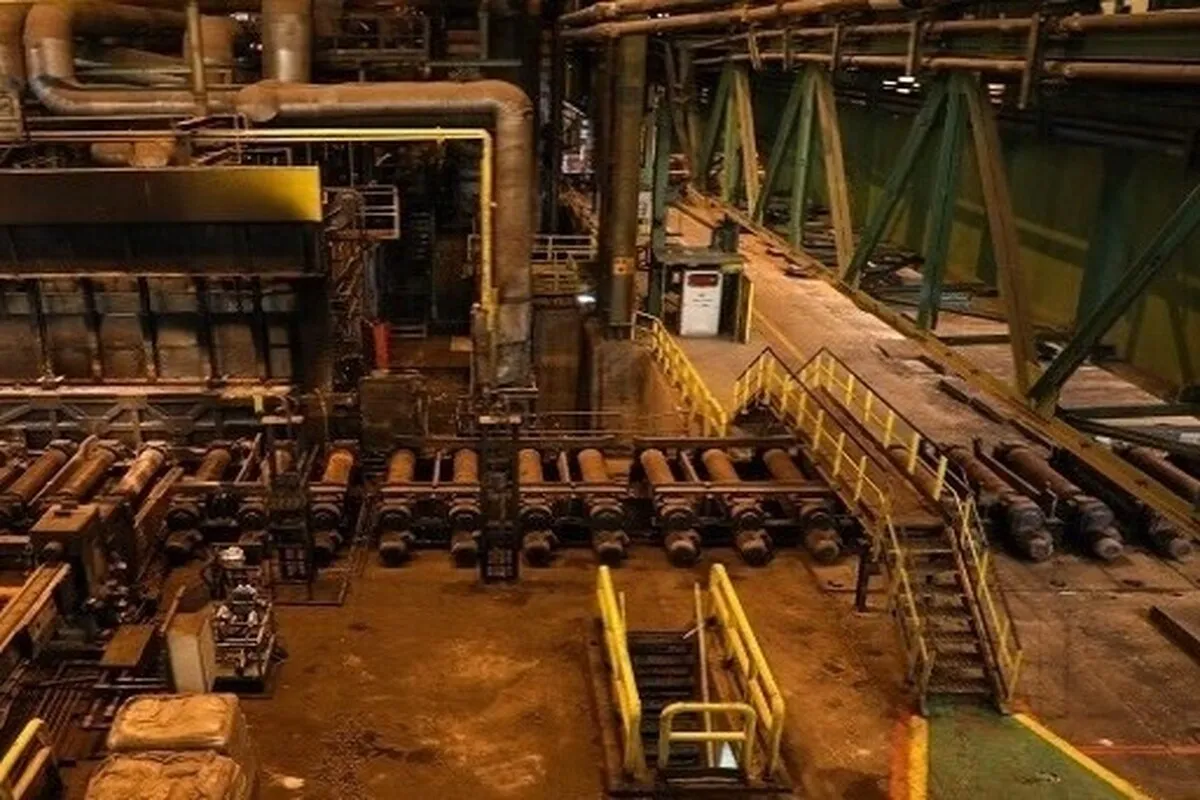 اعتراض تند وزیر صمت به قطع کامل برق صنایع بزرگ در ۱۵ روز آینده