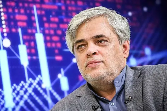 نمایندگان جبهه پایداری با دهن&zwnj;لقی اسراری را فاش می&zwnj;کنند که به سود دشمن است