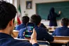بازنگری آیین‌نامه مدارس به معنای آزاد شدن استفاده از موبایل نیست