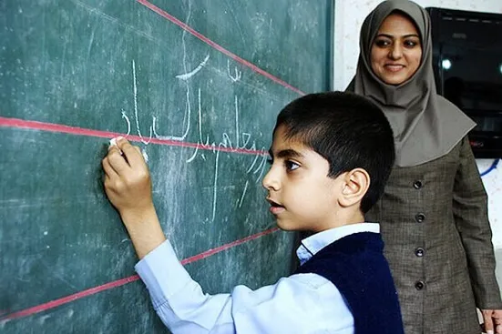 برنامه جذب گسترده در آموزش و پرورش/استخدام ۷۴ هزار نفر در سال ۱۴۰۵