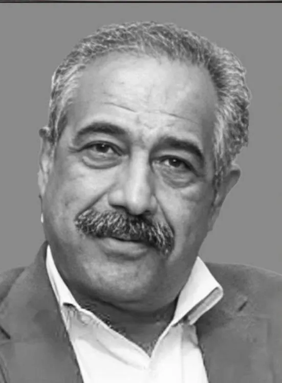 کوروش نیکنام درگذشت
