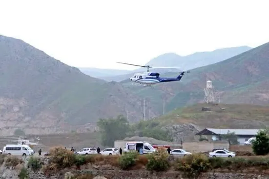 سرنشینان بالگرد به جز آیت الله آل هاشم در دم جان باخته اند؛ اوضاع و شرایط پیکرها حکایت داشت که بلافاصله بعد از سانحه شهید شده&zwnj;اند