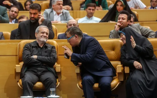 درسی که پزشکیان باید از تجربیات بحران&zwnj;های ۲۷ سال بیاموزد